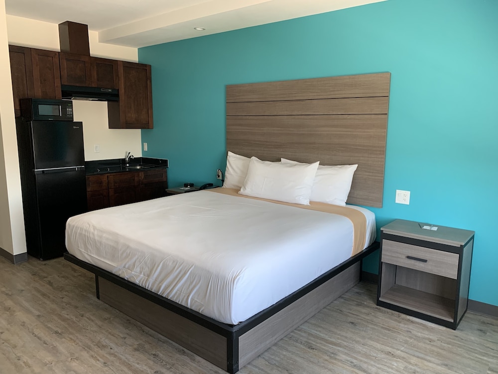 Red Lion Inn & Suites Katy 17/39