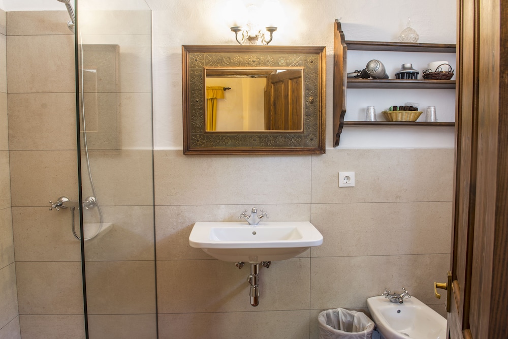 Hotel Rural Biniarroca - Adults Only 11/73