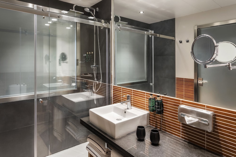 Melia Avenida America 60/60