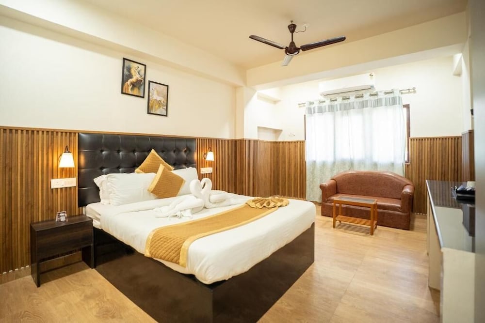 غرفة تنفيذية بسرير كوين بإطلالة على البحر، Hotel Mainak 3/10