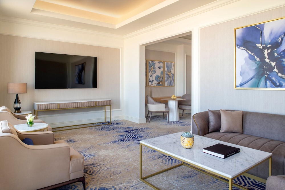 The St. Regis Doha 39/75