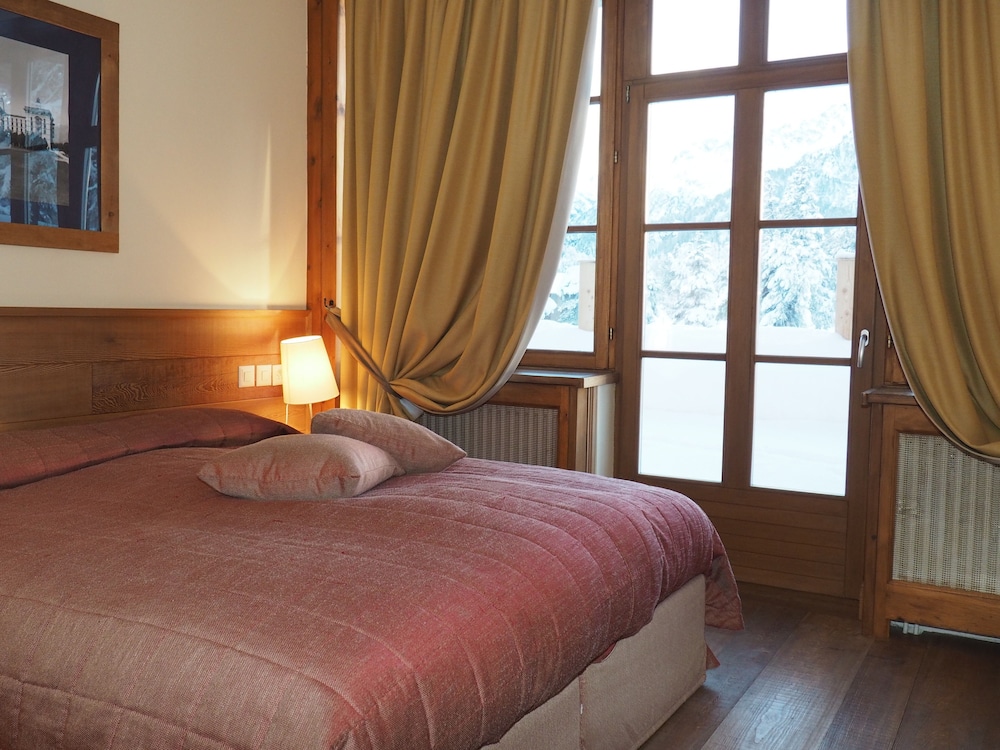Maloja Palace 26/55