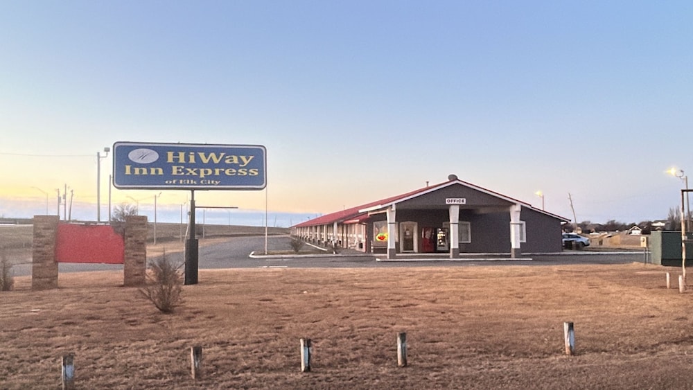 HiWay Inn Express Elk City Route 66 43/49