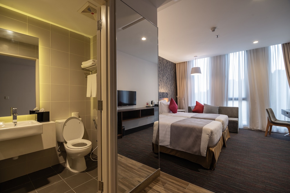 Ramada by Wyndham Meridin Johor Bahru 24/67