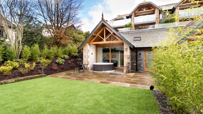 Applegarth Villa Hotel & Restaurant (Adult Only) 47/50