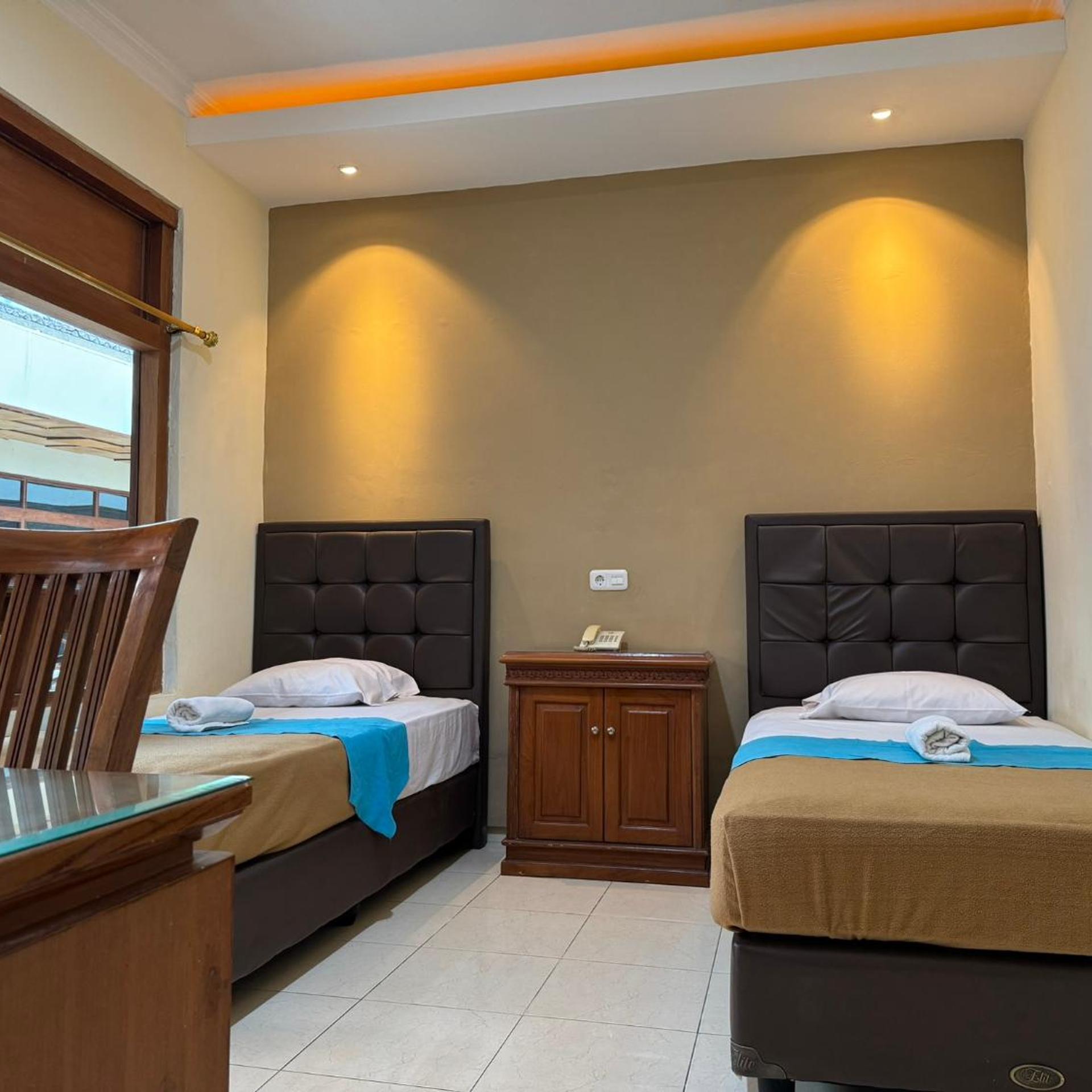 Hotel Priangan 18/50