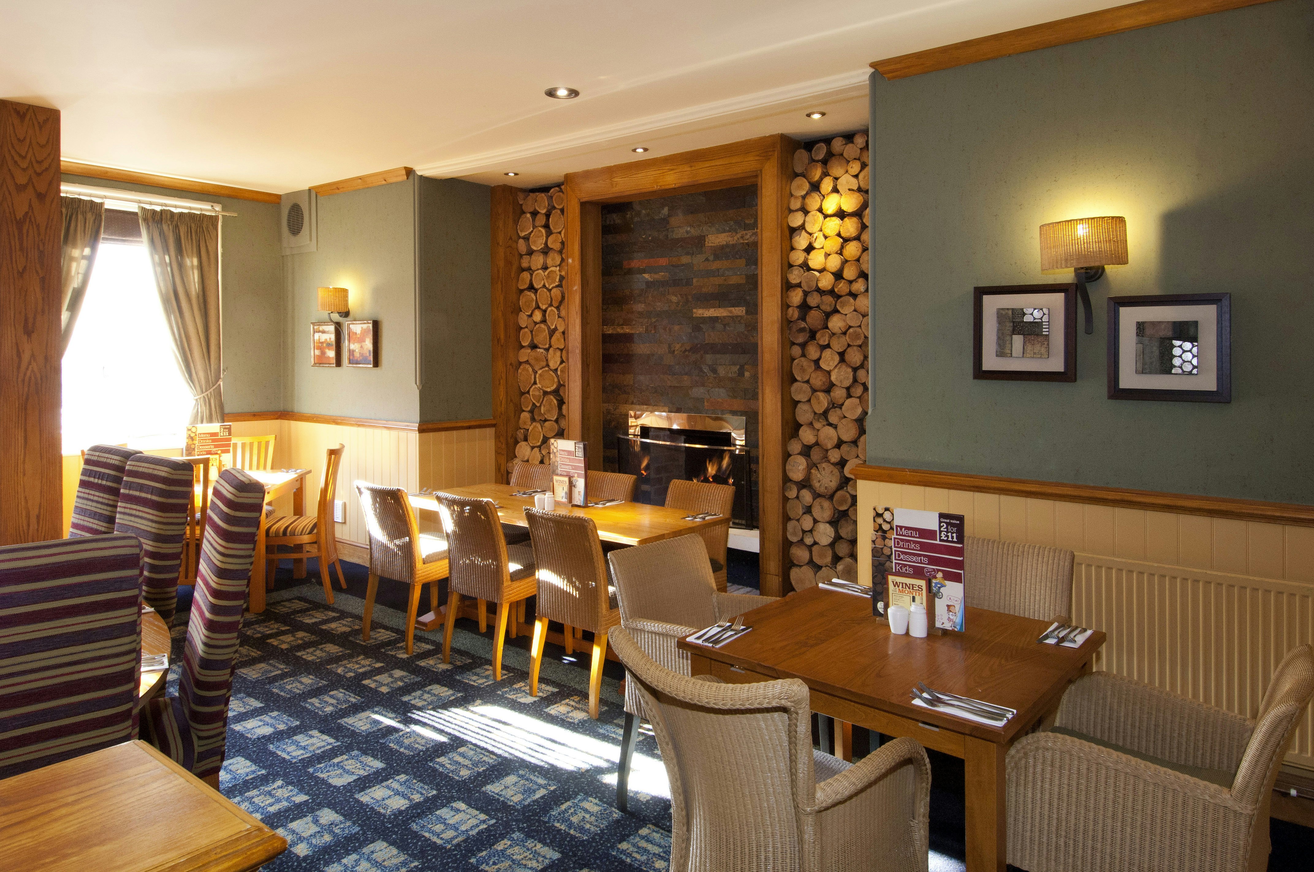 Premier Inn Christchurch / Highcliffe 25/33