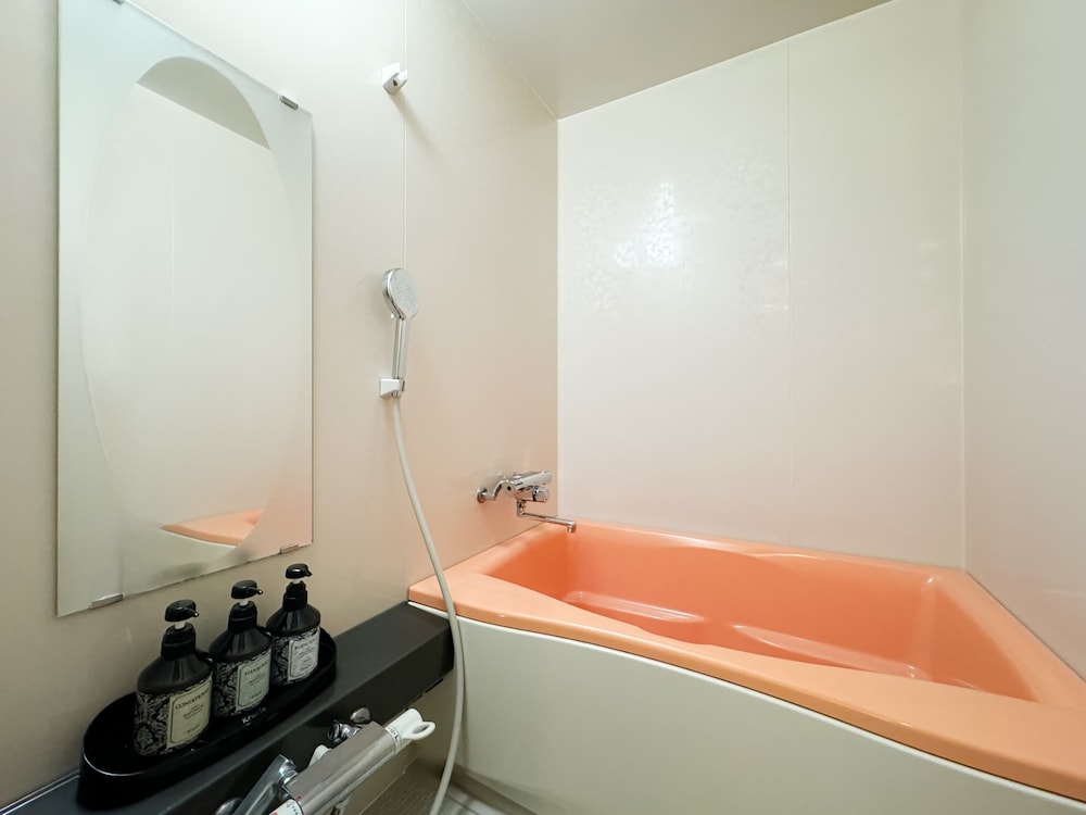 Hotel Amethyst 46/49