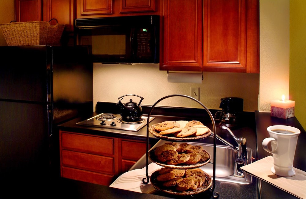 Larkspur Landing Sacramento - An All-Suite Hotel photo4