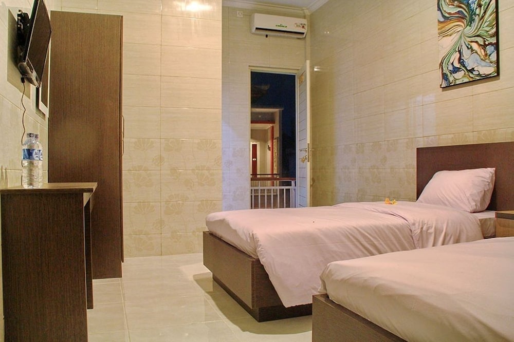 Angkul Angkul Beach Inn Kuta 33/54