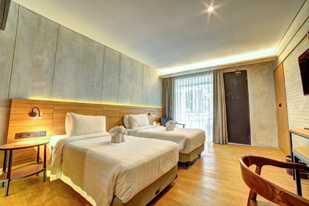 Panda, Deluxe, Twin Beds