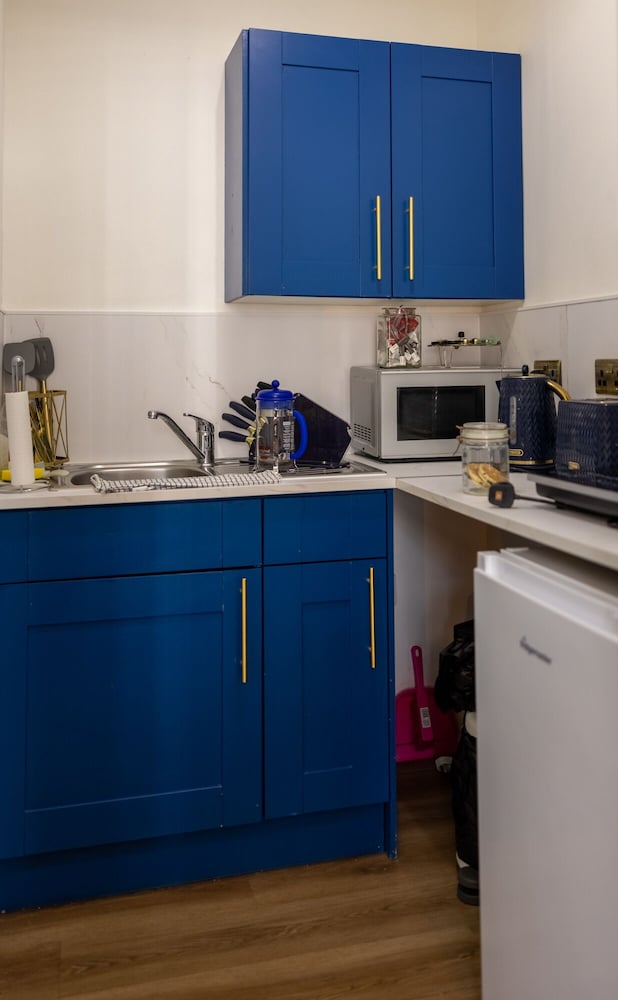 James' Place At Dowlais 26/48