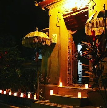Hotel Gianyar 10/59