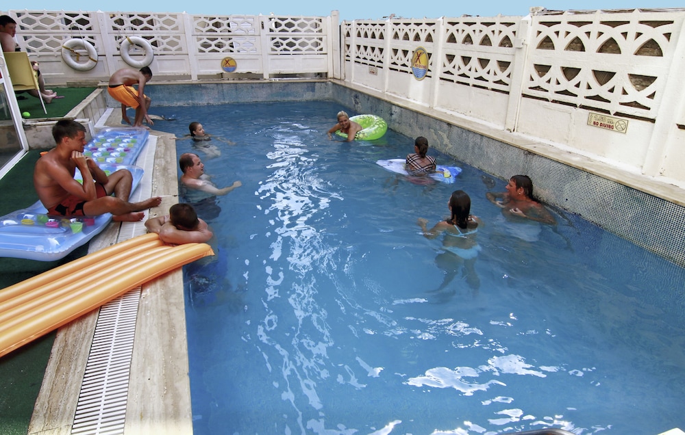 Kleopatra Bebek Hotel 39/71