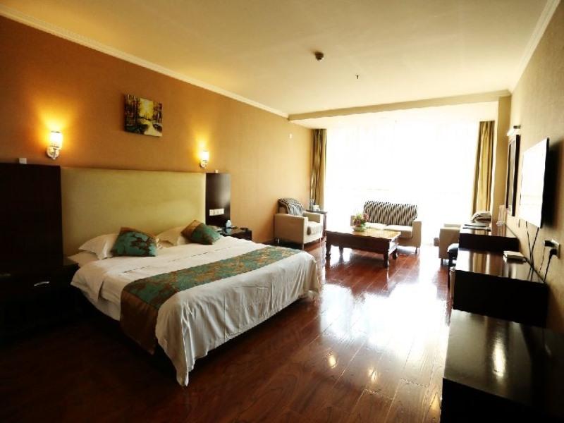 GreenTree Inn LianYunGang Xinpu District East JieFang Road Wanda Square Hotel 29/38