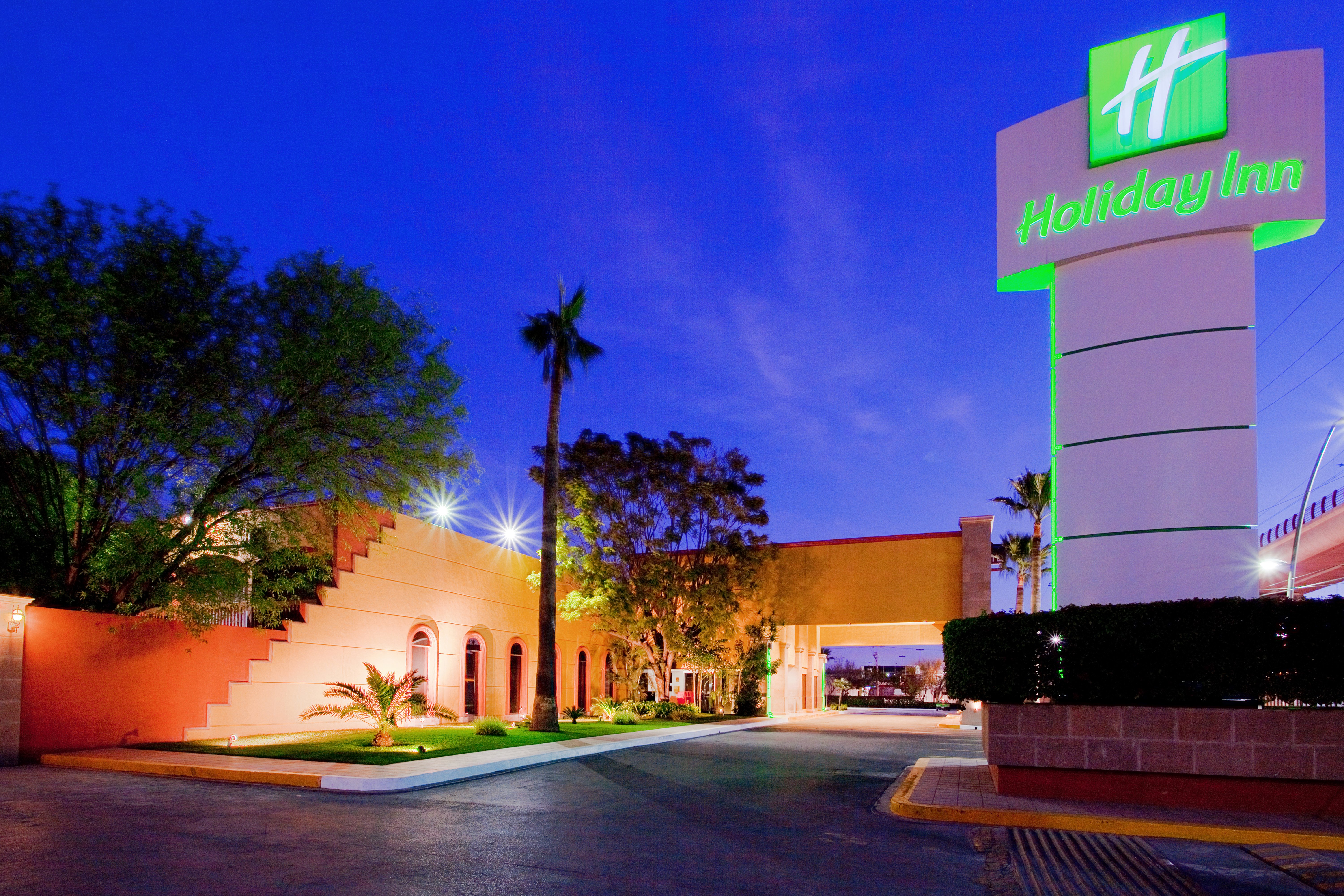 Holiday Inn Monterrey-Norte 48/48