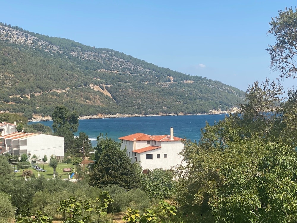 Blue Bay Beach Hotel 42/50