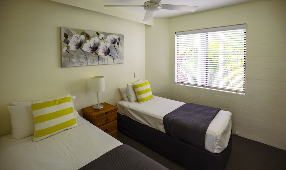 Ocean Breeze Resort 29/77
