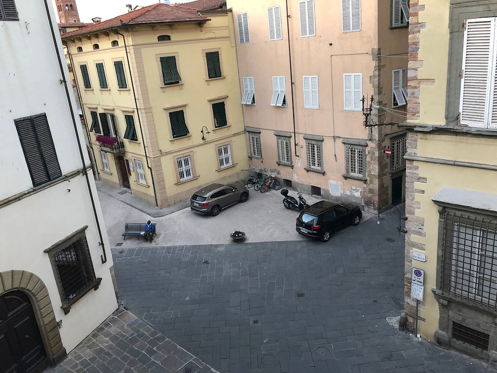 Palazzo Dipinto 43/50