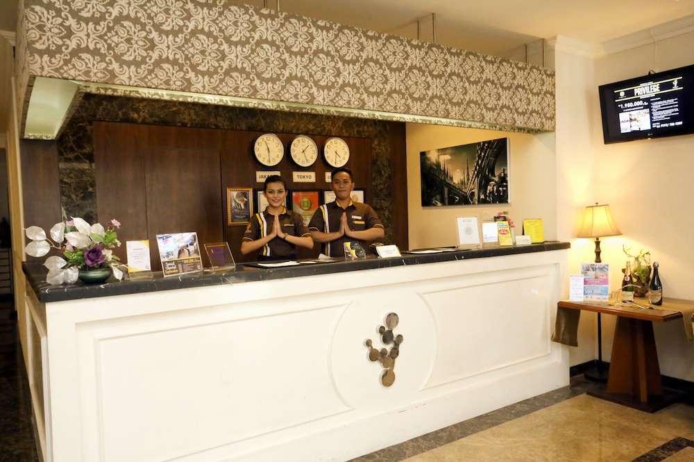Amarelo Hotel 3/29