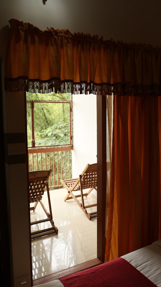 Jungle Park Resorts 12/28