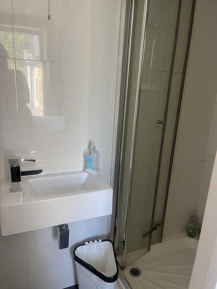 غرفة قياسية بسرير مزدوج، Kew Rooms 8/10