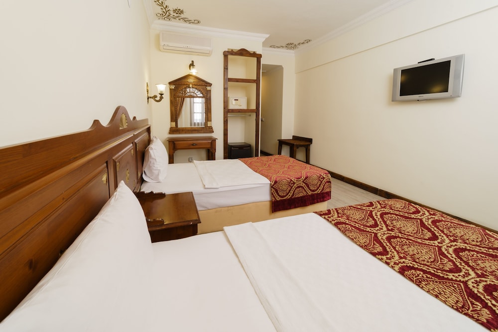 Costa Bitezhan Hotel 26/73