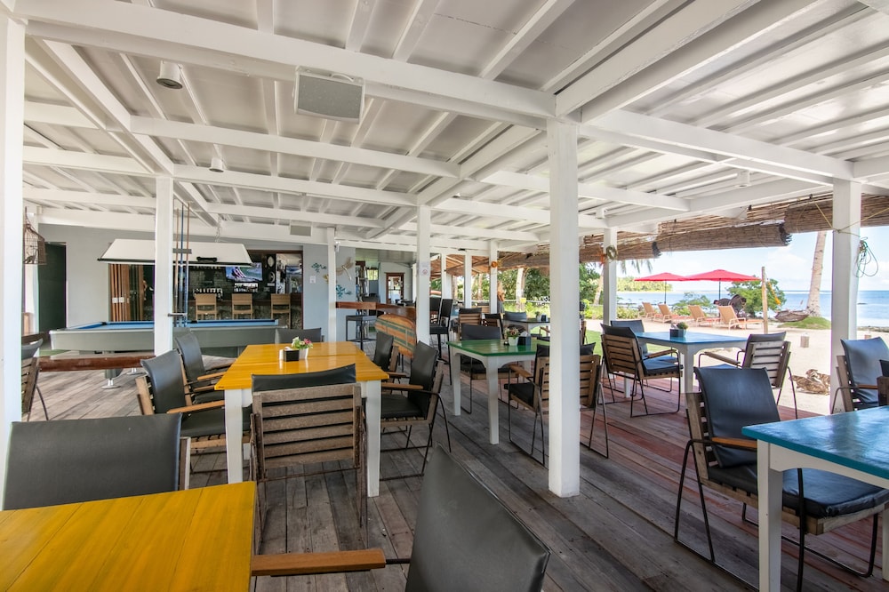 Reef Beach Resort 54/69