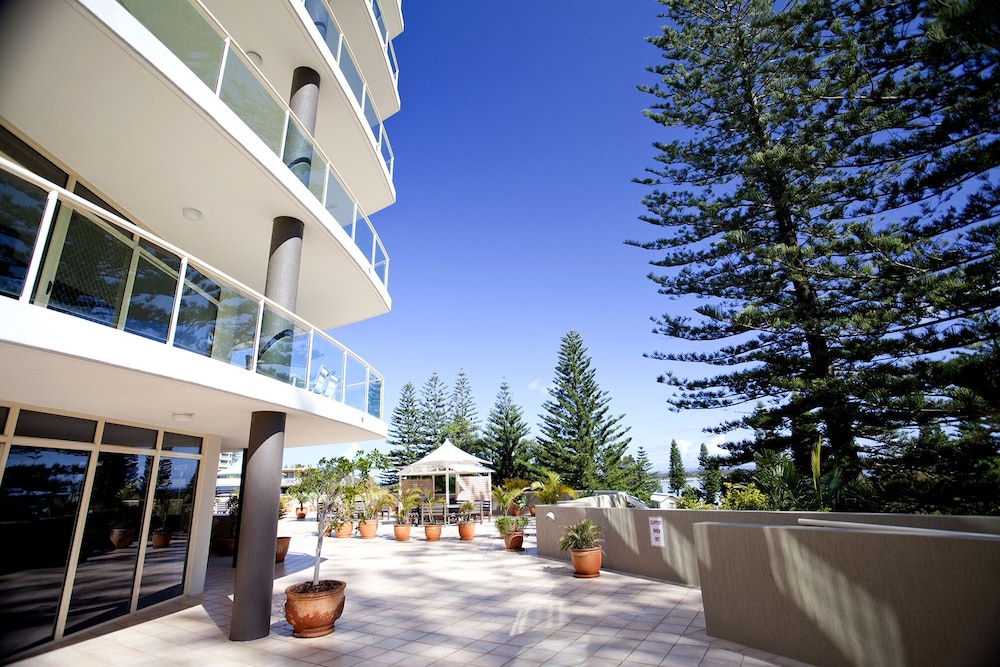 Northpoint Apartments photo2