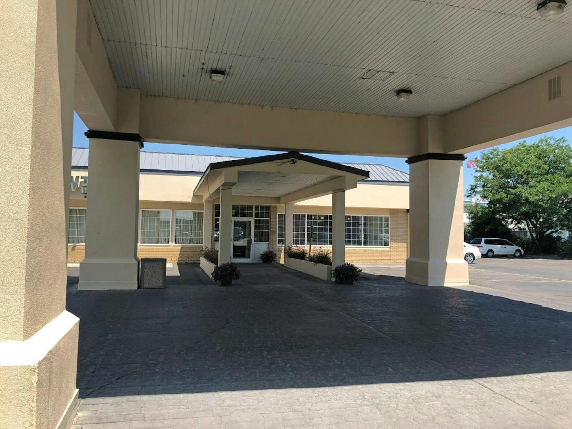 FairBridge Extended Stay a Kitchenette Hotel 40/44