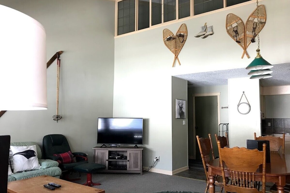 The Griz Inn 61/69