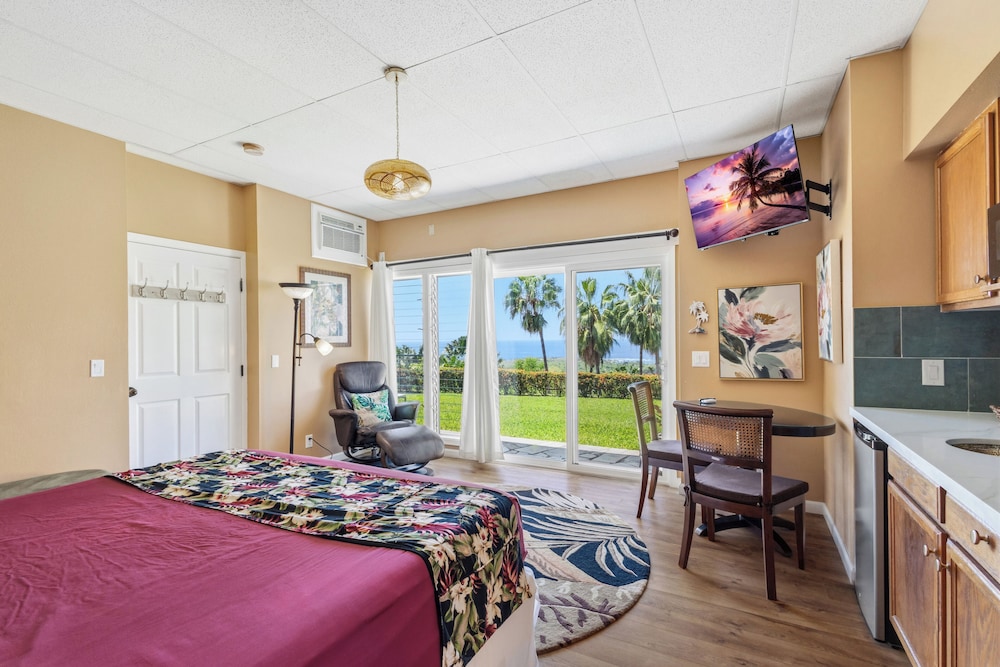 Luana Nai'a Inn 17/50