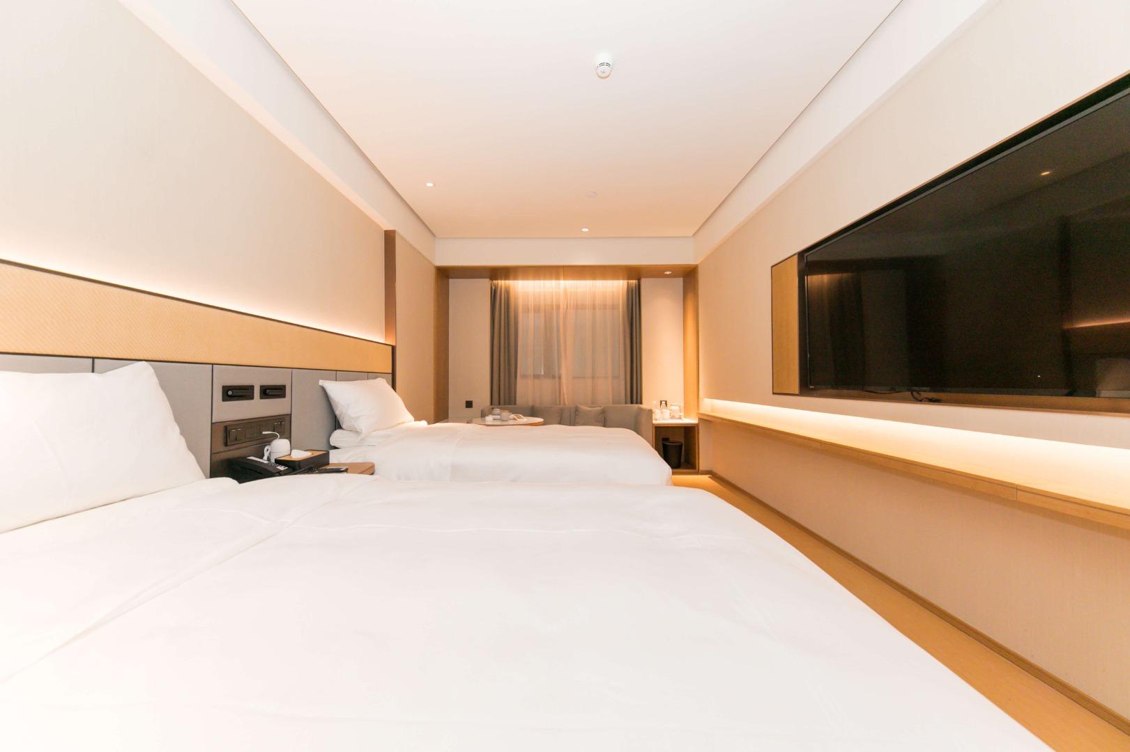Ji Hotel (Hefei South Railway Station North Square) 16/30
