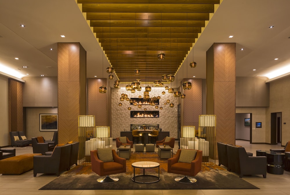 Grand Hyatt Denver 60/78