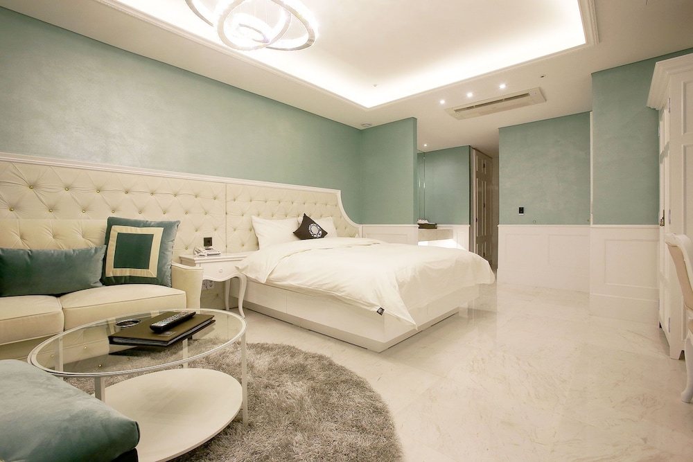 Hotel Cullinan Yongin 26/62