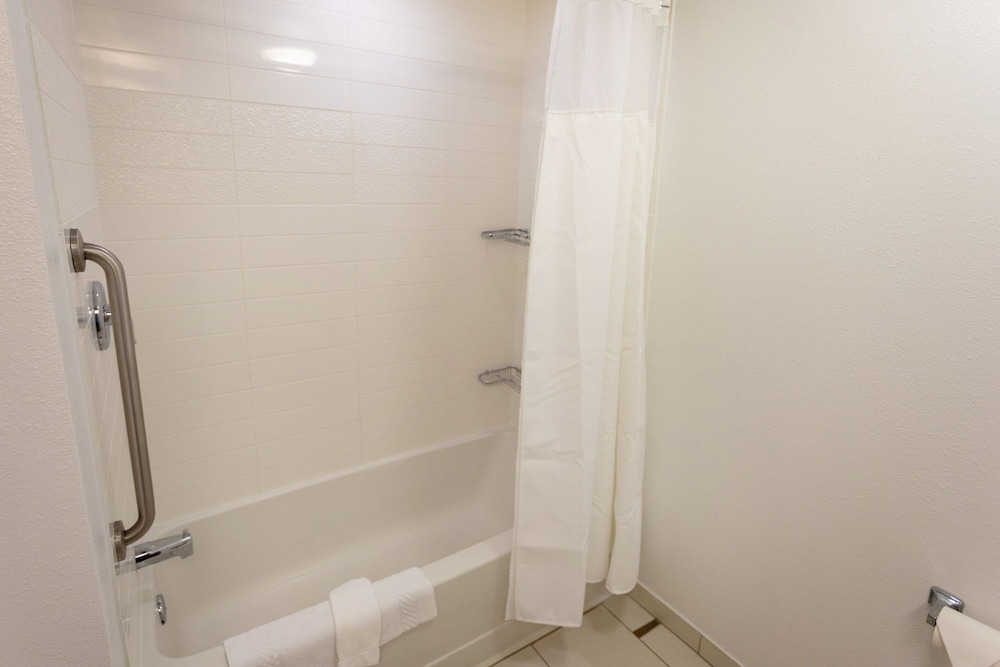 غرفة بسريرين كوين لذوي الإعاقة، Fairfield Inn & Suites by Marriott Athens I-65 3/3