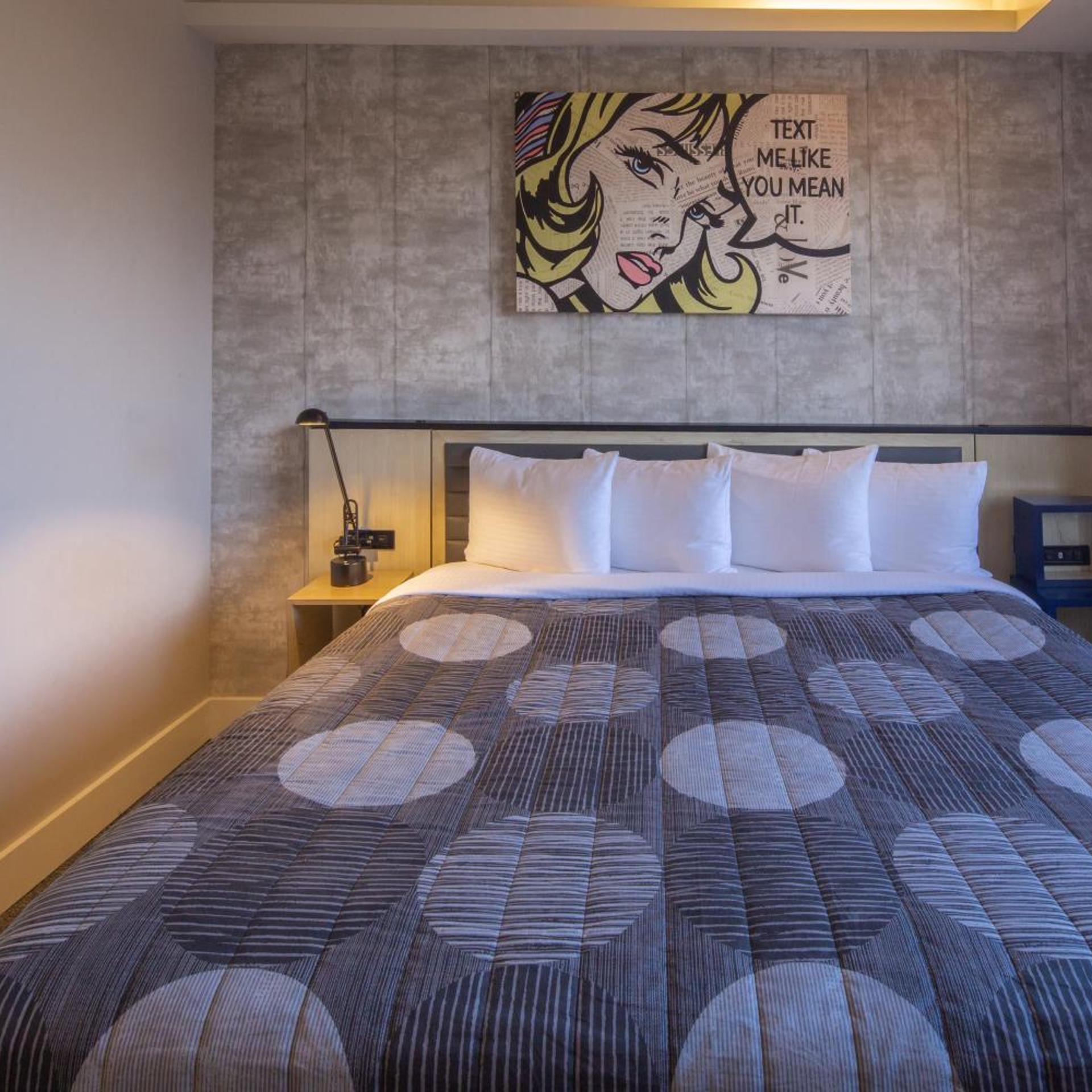 Leon Hotel 9/37