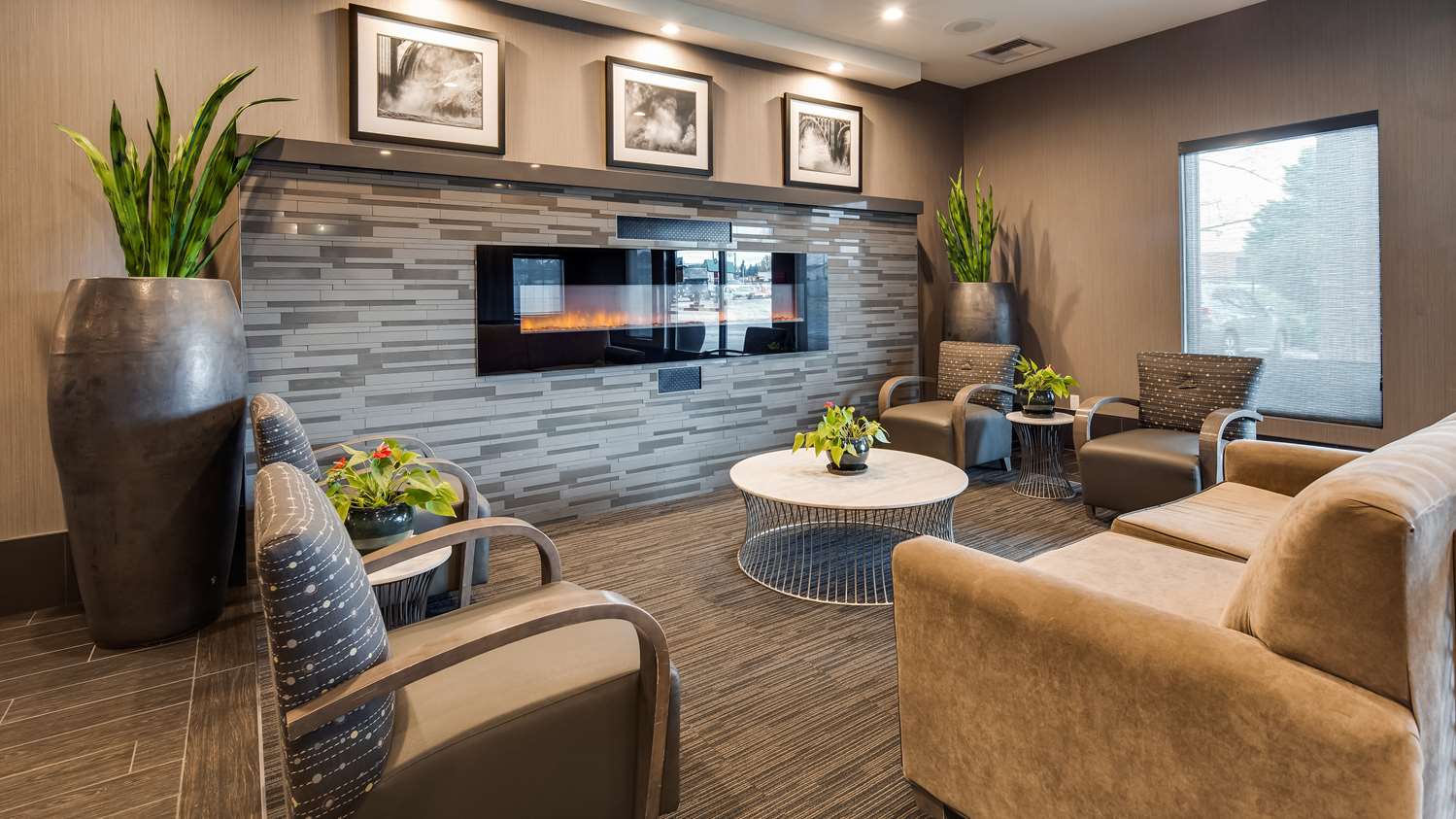 Best Western Plus Spokane North 25/33