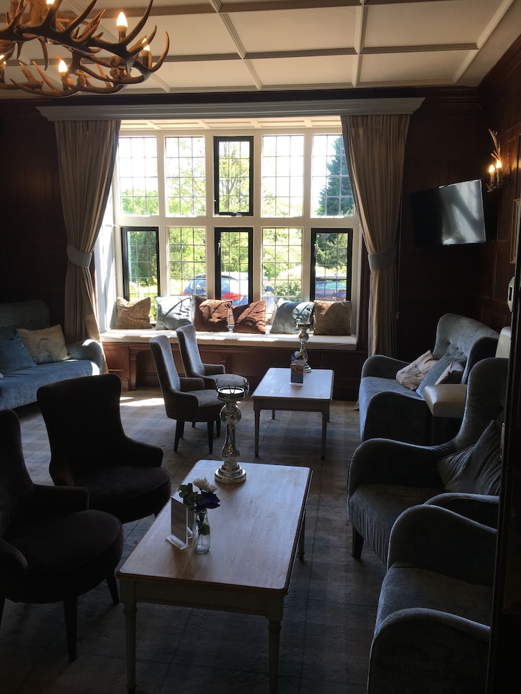 Farnham House Hotel 45/55