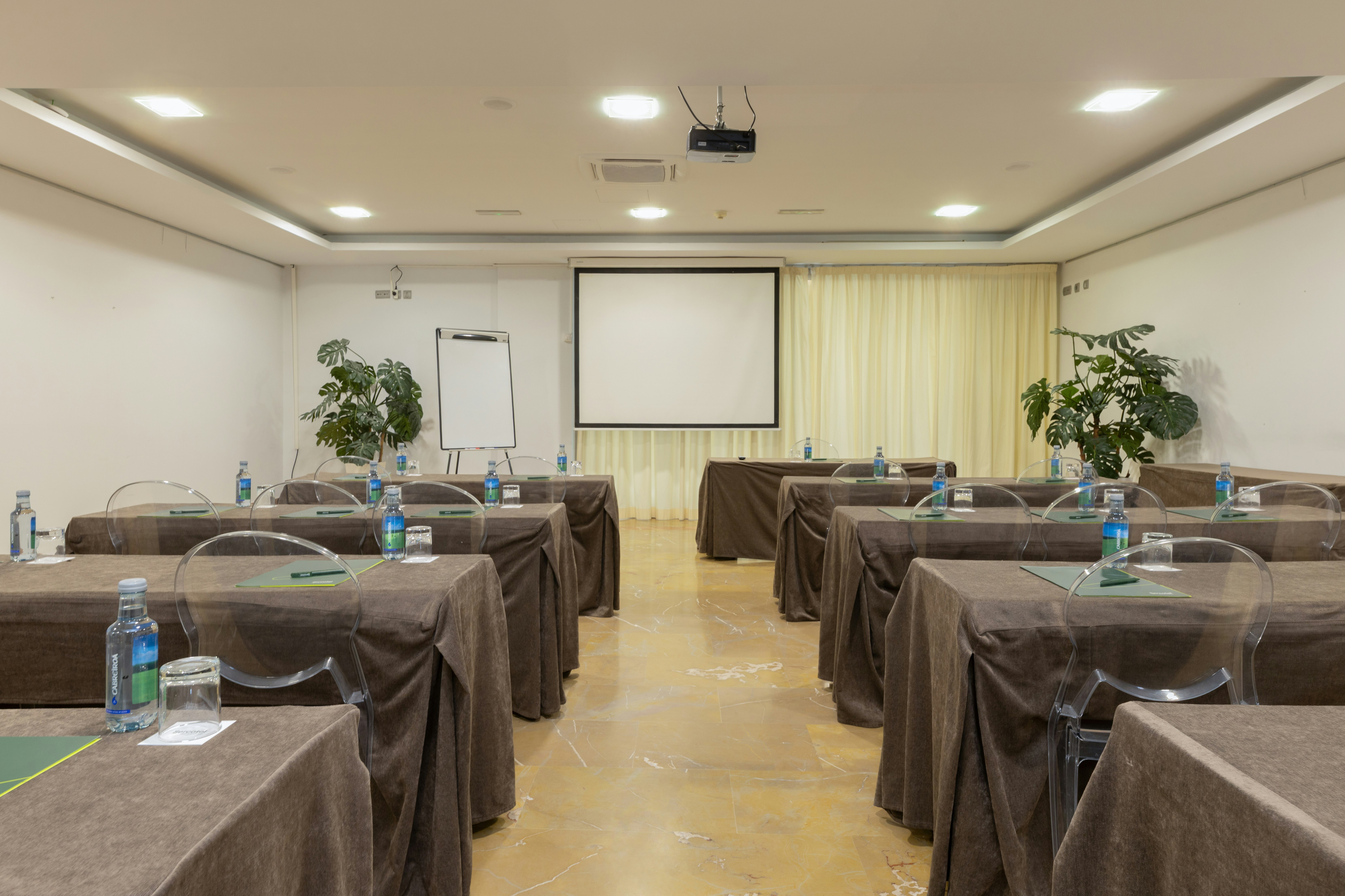 Kalma Sitges Hotel 12/17