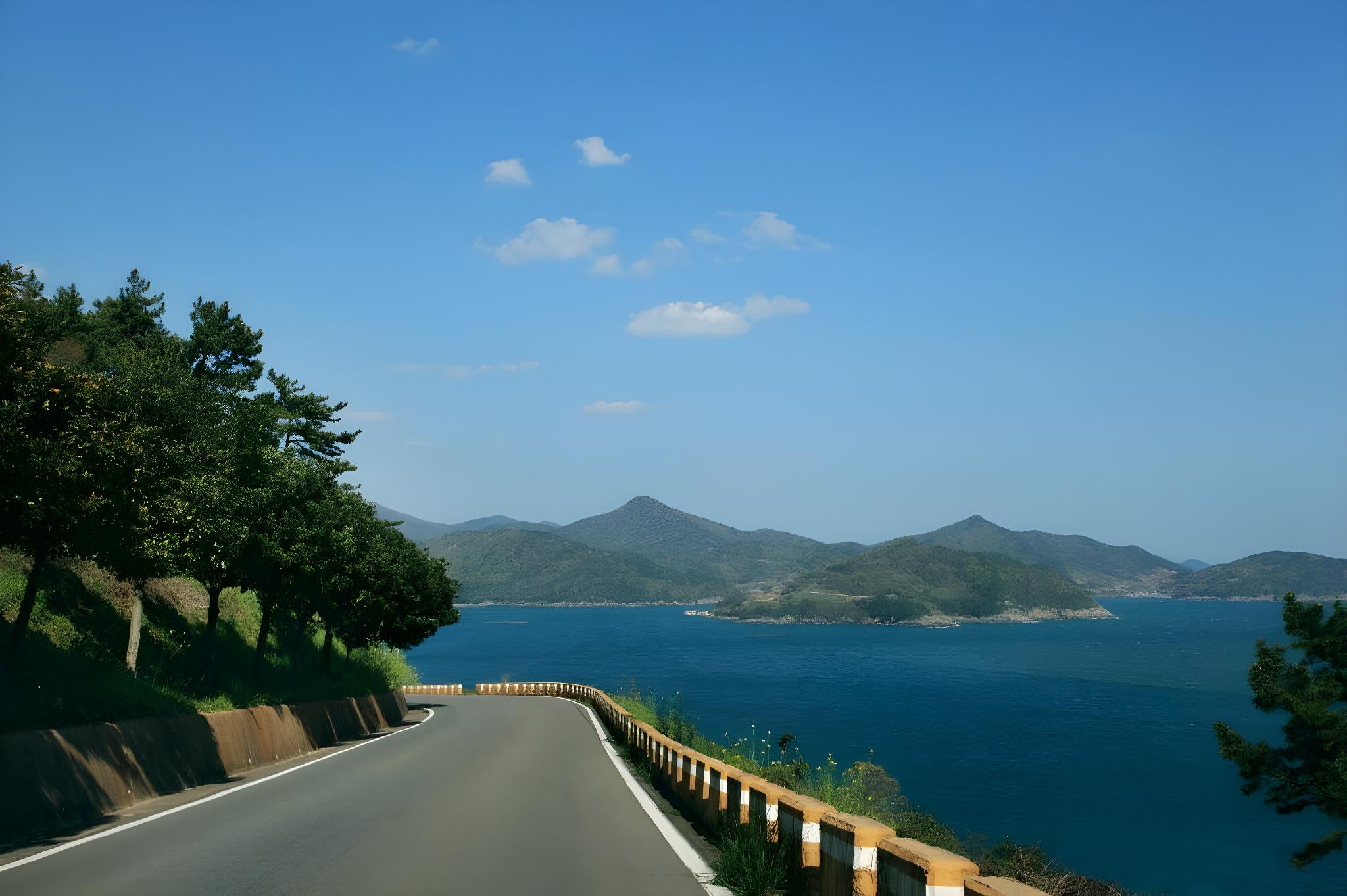 Namhae Rainbow Hill Pension 20/23