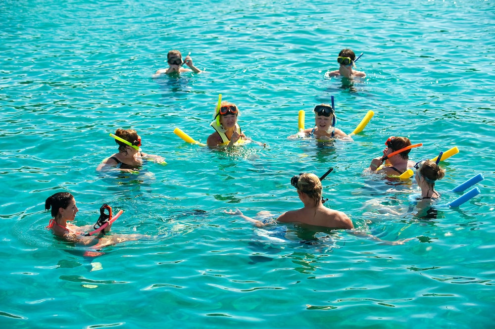 BOLONGO BAY BEACH RESORT 18/35