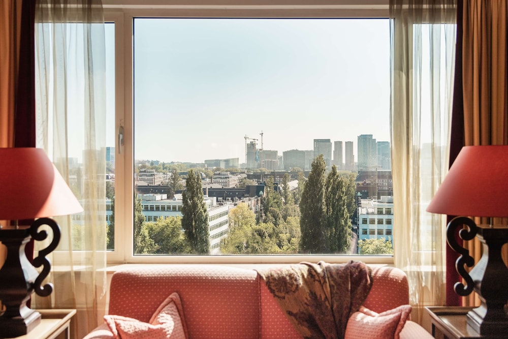 Hilton Amsterdam 58/61