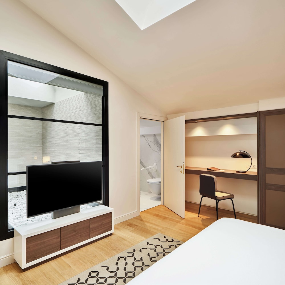Doubletree By Hilton Trieste 41/87