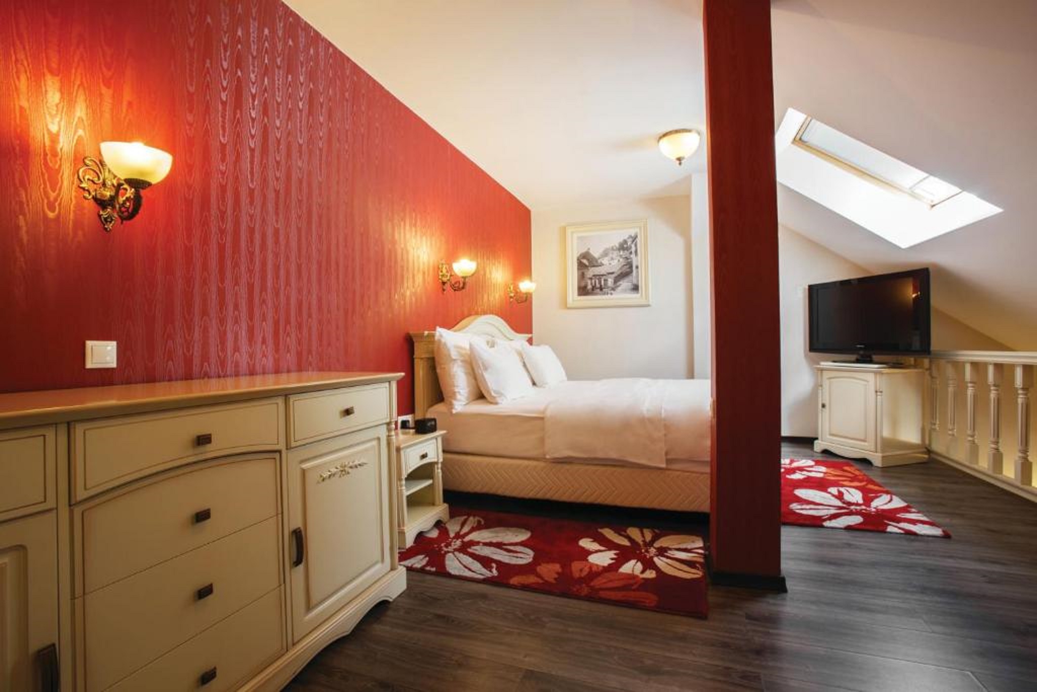 Citadel, Suite, King Bed