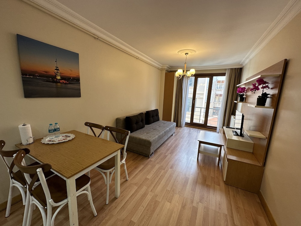 Homelike Hotel 26/74