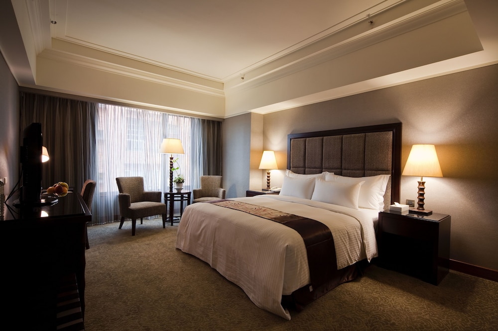 FULLON HOTEL LINKOU 6/22