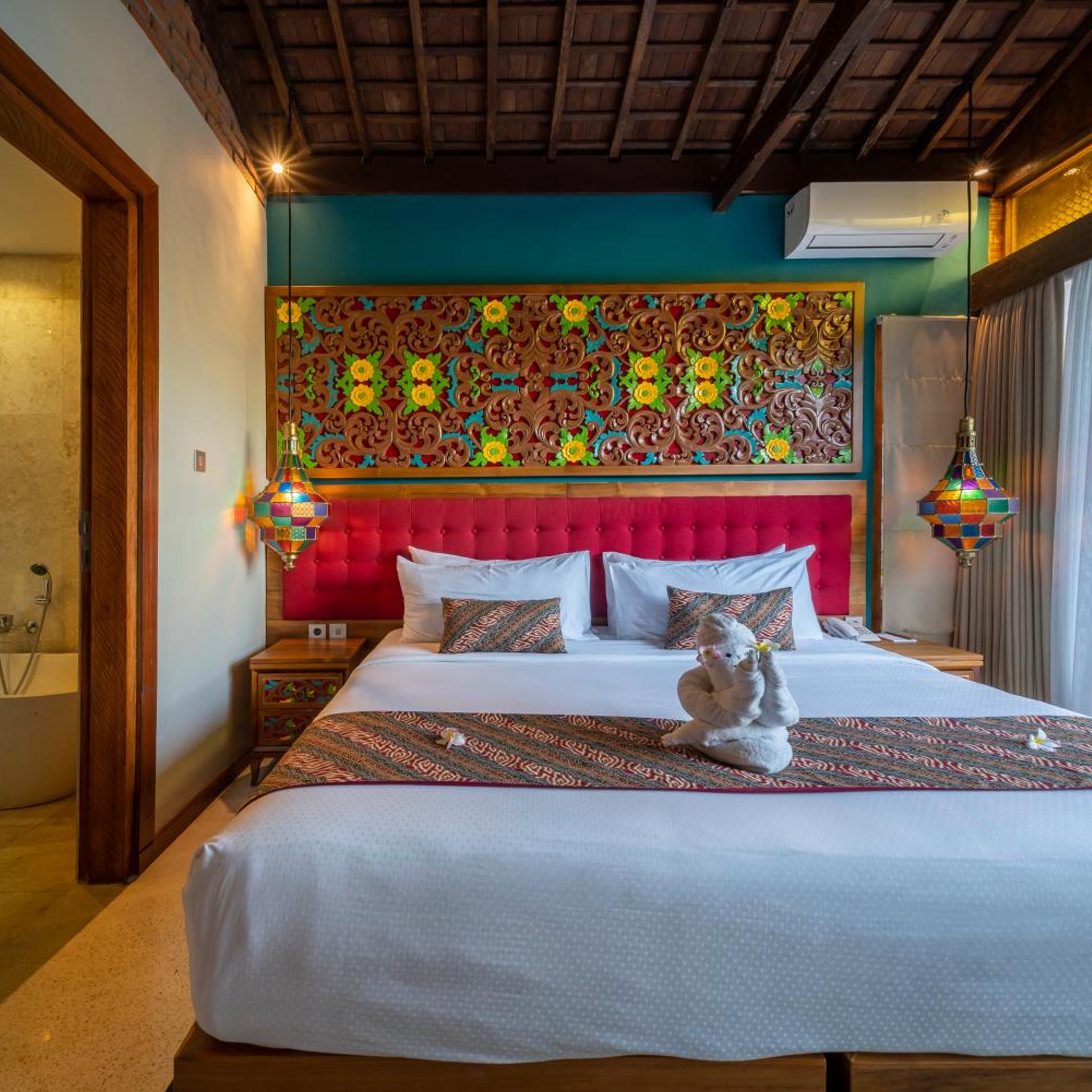 3 Bedrooms, Villa, with Pool