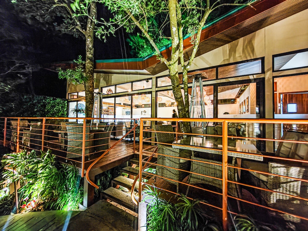 Monteverde Rustic Lodge 5/50