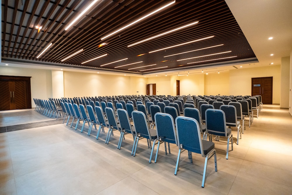Lilac Hotel, Guruvayur 39/49